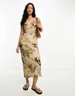 Weekday - Lea - Vestito Midi In Raso Effetto Stropicciato Con Stampa Stile Graffiti -Vendite ASOS Maternity || RIVER ISLAND || Monki 204754999 3