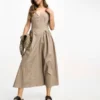 ASOS DESIGN - Vestito Skater Midi In Cotone Tortora Con Vita Scesa