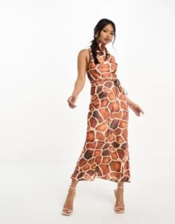ASOS DESIGN - Vestito Midi Con Scollo Ad Anello Allacciato Al Collo In Raso Marrone Con Stampa Animalier E Laccio In Vita