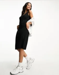 Vero Moda - Aware - Vestito Midi Nero Con Bottoni -Vendite ASOS Maternity || RIVER ISLAND || Monki 204821874 4
