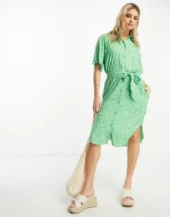 Monki - Vestito Camicia Midi Allacciato In Vita Verde Fiore Di Campo