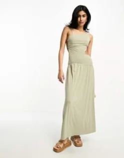 ASOS DESIGN - Vestito Midi Asimmetrico Con Spalline E Cut-out Laterale Sottili Verde Salvia -Vendite ASOS Maternity || RIVER ISLAND || Monki 204880181 4