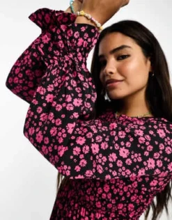 Wednesday's Girl - Vestito Al Polpaccio Arricciato Con Stampa A Fiorellini Nero E Rosa -Vendite ASOS Maternity || RIVER ISLAND || Monki 205100272 3
