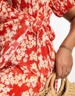 ASOS DESIGN Curve - Vestito Midi Plissé A Portafoglio A Fiorellini Con Allacciatura Laterale -Vendite ASOS Maternity || RIVER ISLAND || Monki 205202894 4