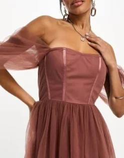 Lace & Beads - Vestito Marrone Rosato A Spalle Scoperte Stile Corsetto Con Volant E Gonna Al Polpaccio -Vendite ASOS Maternity || RIVER ISLAND || Monki 205308811 3