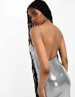 Bershka - Vestito Lungo Fasciante Metallizzato Argento -Vendite ASOS Maternity || RIVER ISLAND || Monki 205314267 3